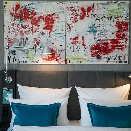 Motel One Berlin-Mitte-3